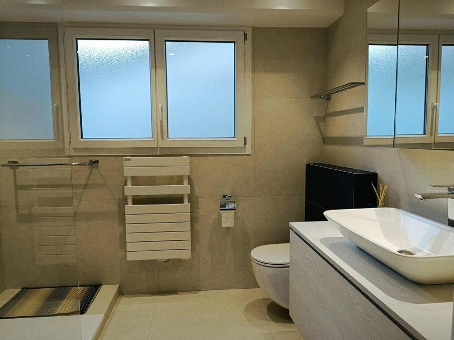 Front Premium Location - Panoramic View - * Cannes