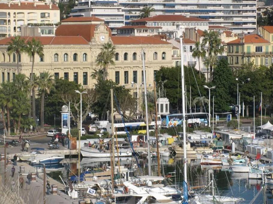 Front Premium Location - Panoramic View - Appartement